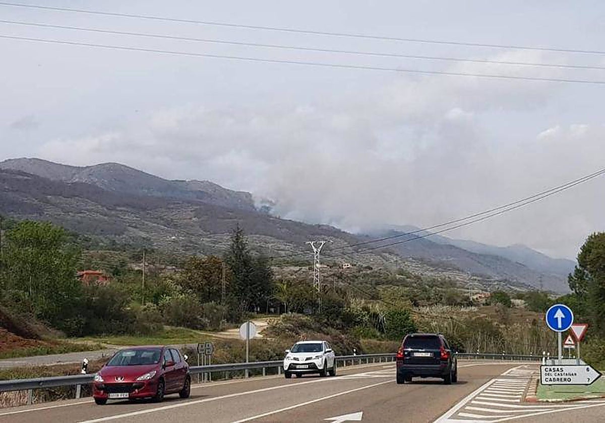 Incendio el pasado día 30 en Navaconcejo, el mayor que ha sufrido la región este año.