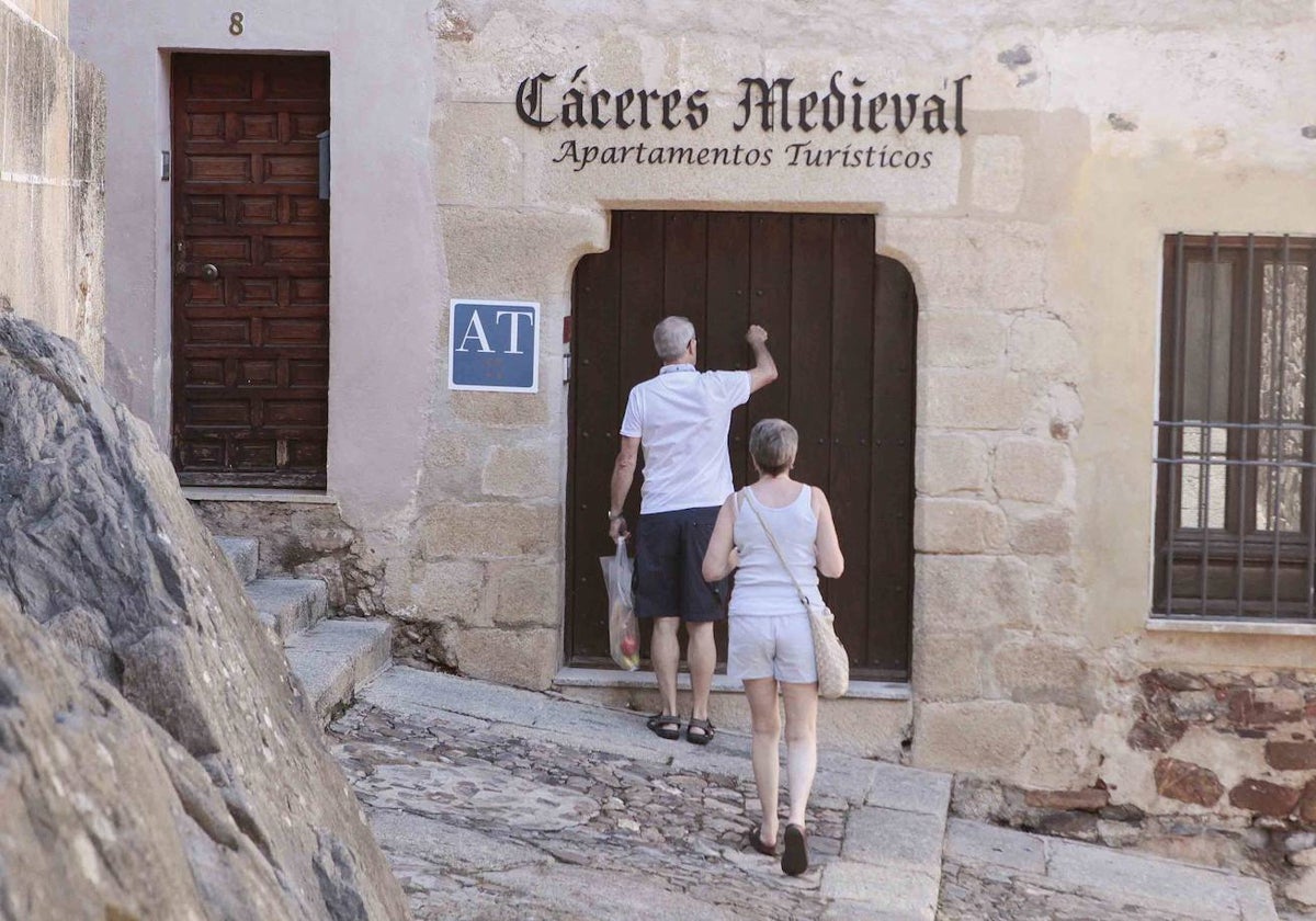 Apartamento turístico de la capital cacereña, enclavado en la Ciudad Monumental.