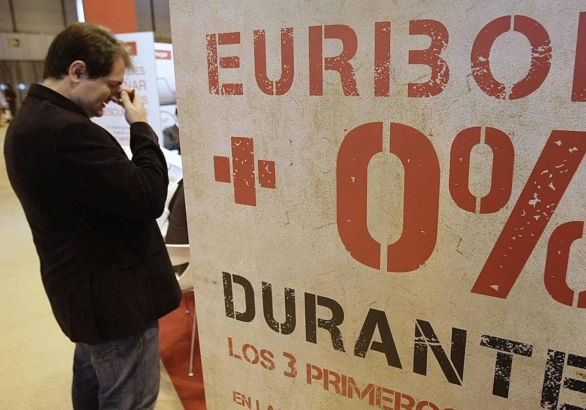 Hipotecado, puedes recibir estas ayudas si tu renta no supera 30.000 euros