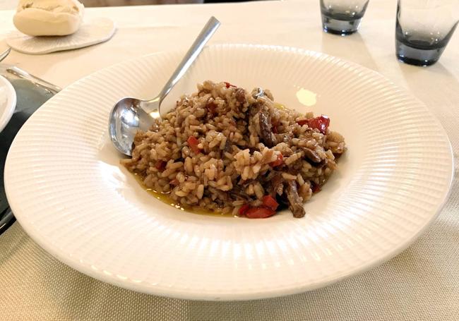 Arroz con liebre.