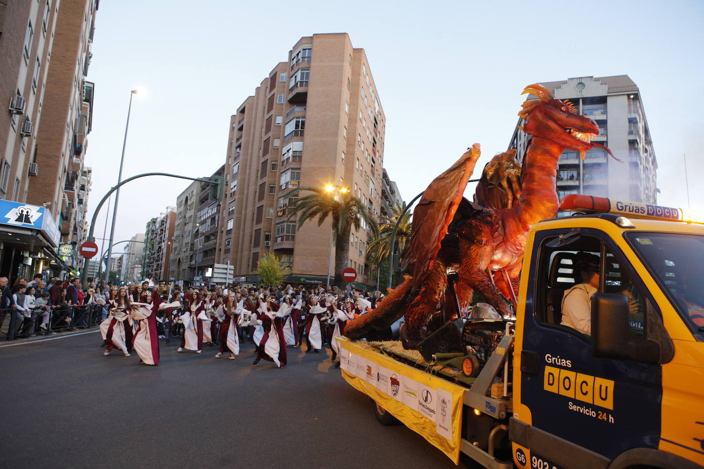 Las mejores imágenes del desfile de San Jorge en Cáceres (II)