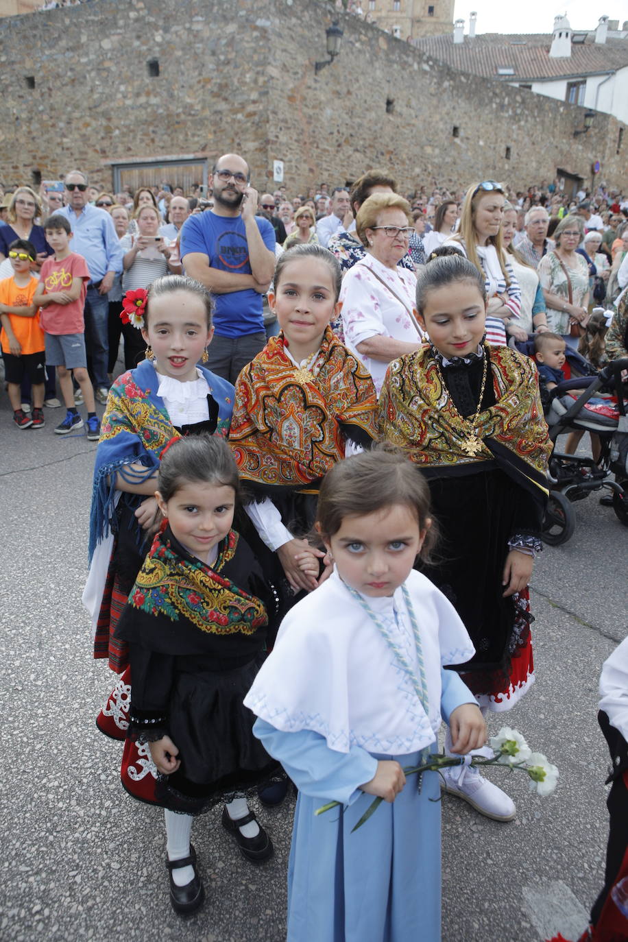 Las mejores imágenes de la bajada de la patrona de Cáceres