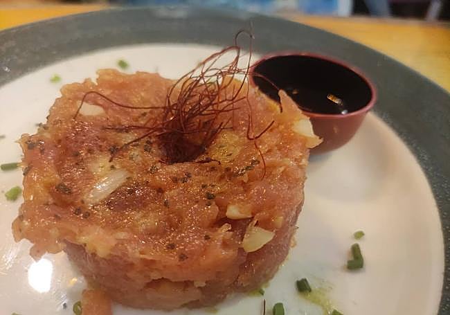 Tartar de atún.