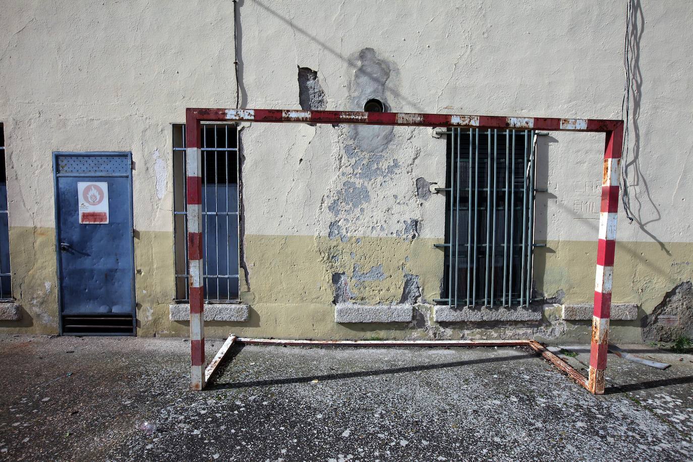 Imagen de abandono de El Madruelo en el año 2013.