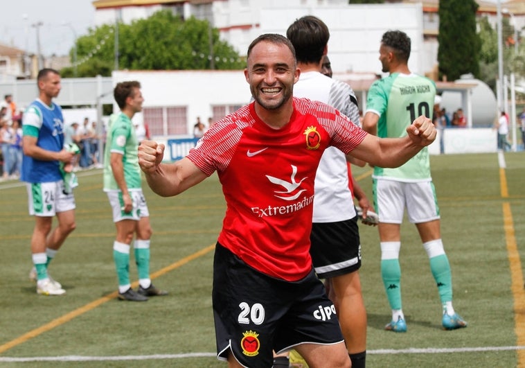 Cristo decide en el descuento un derbi trepidante