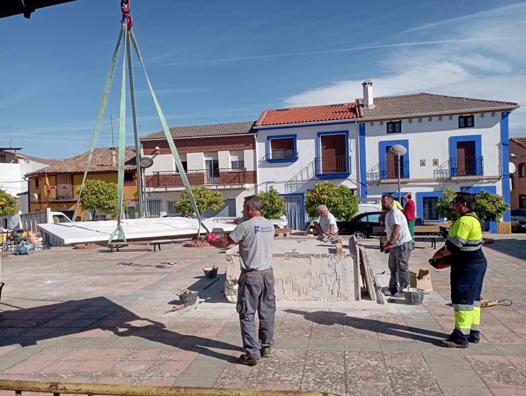 Réplica del dolmen de Guadalperal