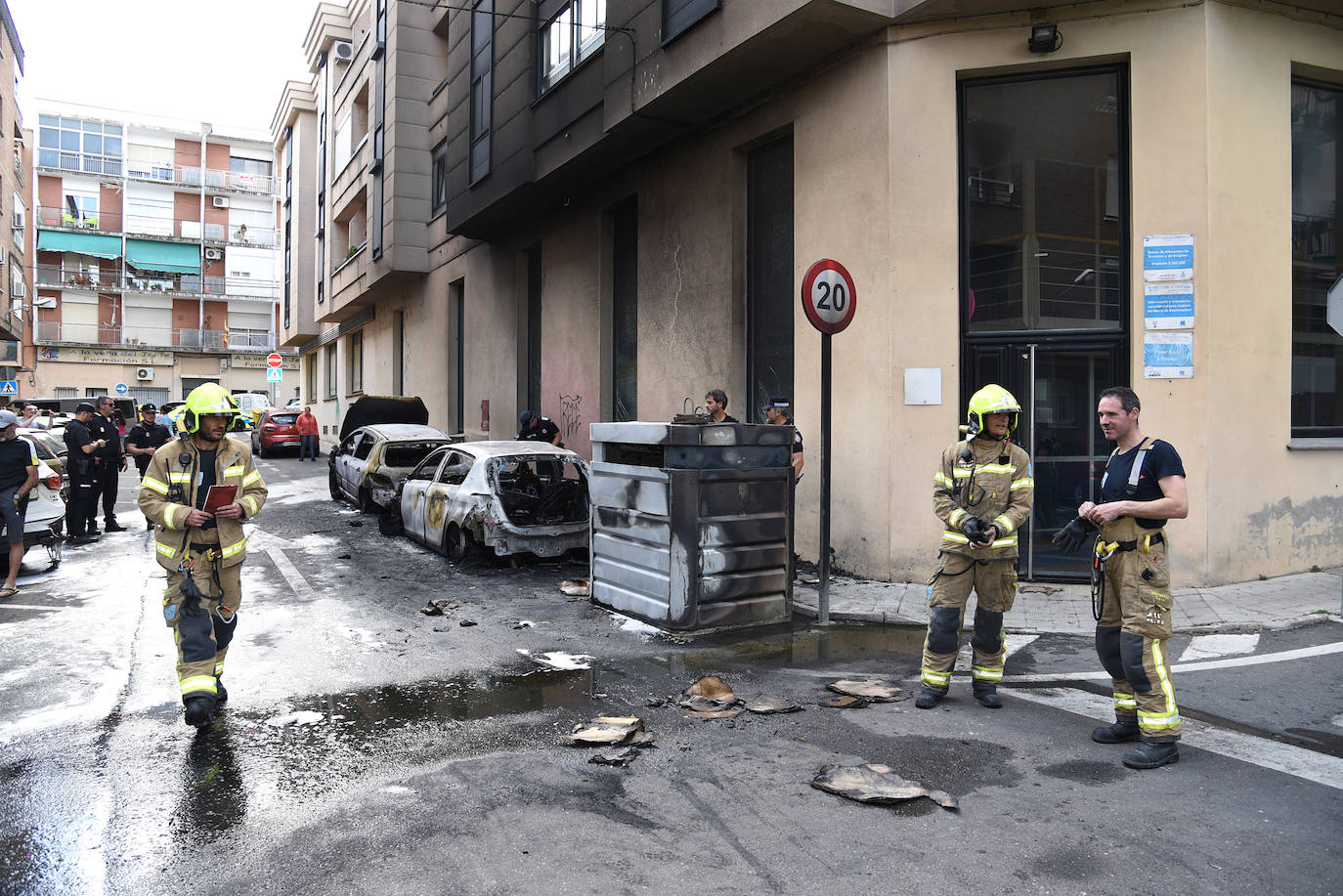El incendiario de los contenedores vuelve a actuar en Plasencia