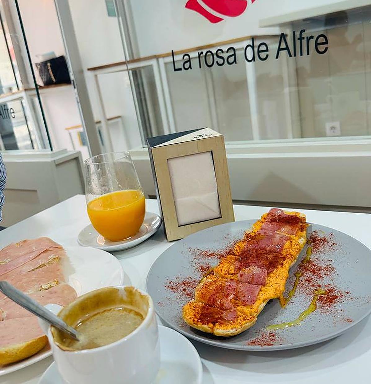 La Rosa de Alfre se muda a la calle Zurbarán