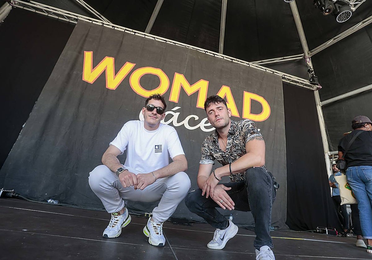 Dámaso Monje (Dam) y Pablo Rojo (Pul) integran el grupo cacereño de rap Tandemonios.