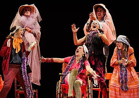 Imagen secundaria 1 - Fin de semana de preferia con batallas, música de Nacho Vegas y romerías de San Isidro