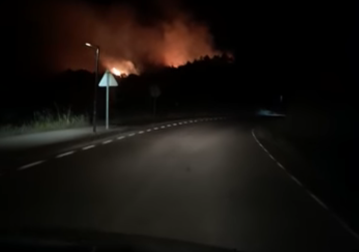 Imagen del incendio declarado este miércoles en Pinofranqueado.