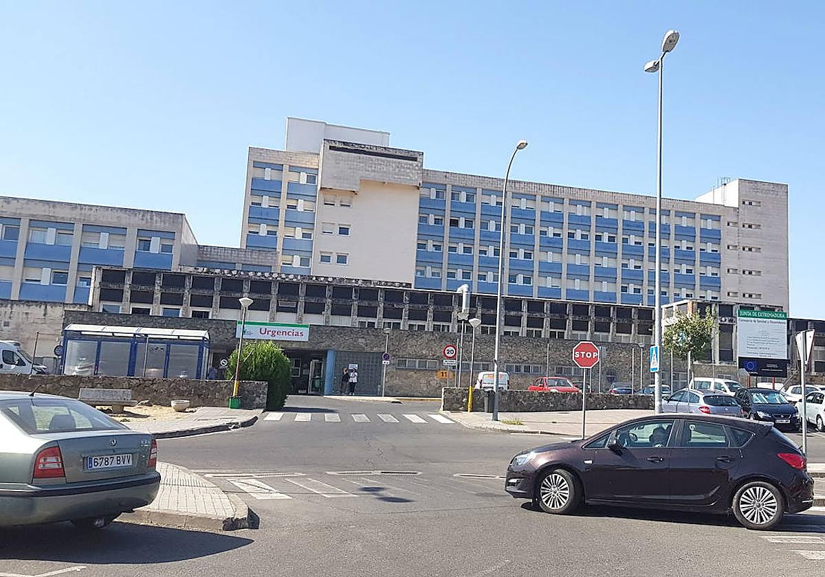 Herido un trabajador tras una caída de 3 metros cuando desbrozaba en Plasencia