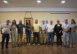 Miembros de la candidatura de Independientes por Alconchel (AIPAL), con Juan Luis Santiago (a la izquierda), como cabeza de lista.