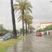 Granizos y calles anegadas por las lluvias y tormentas en Extremadura