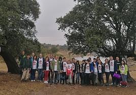 La casa de cultura de Bohonal de Ibor se quedó pequeña este sábado para recordar a Rosalía Cáceres.