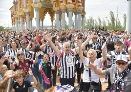 La ilusión de los seguidores blanquinegros se hizo sentir en Córdoba antes del partido.