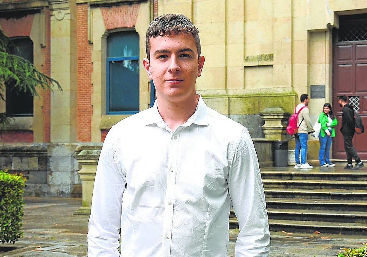 Luis Gutiérrez hará la selectividad este año en Plasencia.