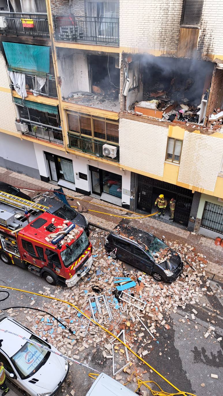 Así ha quedado la vivienda afectada tras la explosión en Badajoz