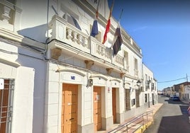 Ayuntamiento de la localidad pacense de Torremayor.