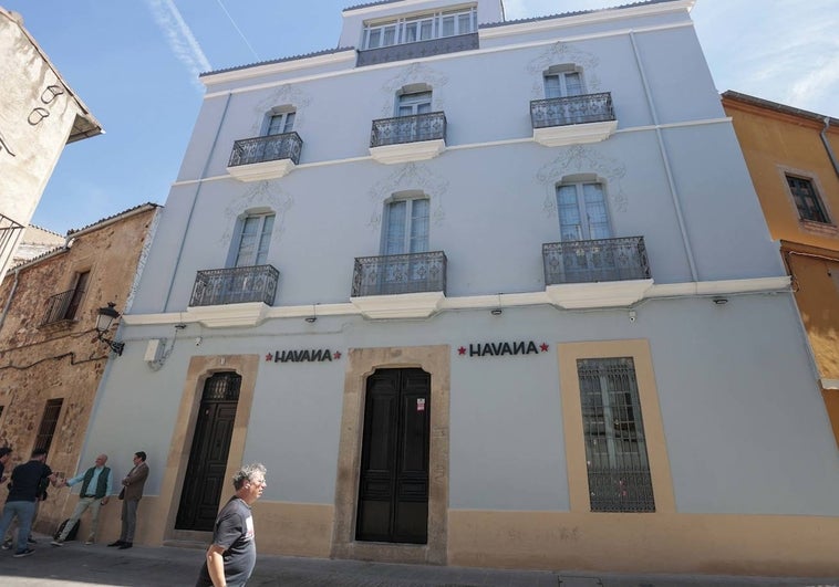Renace en Cáceres el edificio de Pizarro 1, con un nuevo 'Havana'