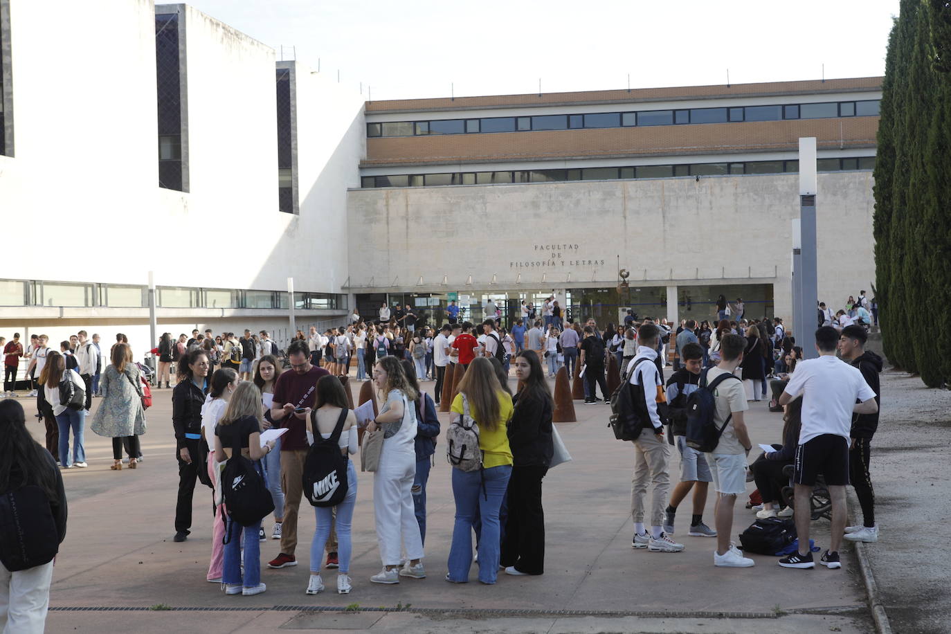 5.400 alumnos extremeños han empezado la Selectividad este martes