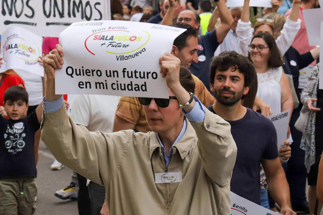 Manifestación de apoyo a la fusión de Don Benito-Villanueva (I)