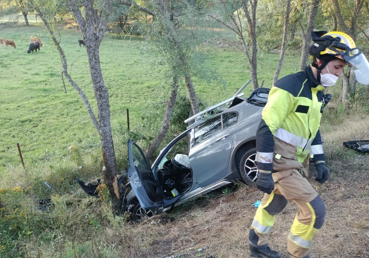 Así ha quedado el vehículo tras el accidente en Robledillo de la Vera