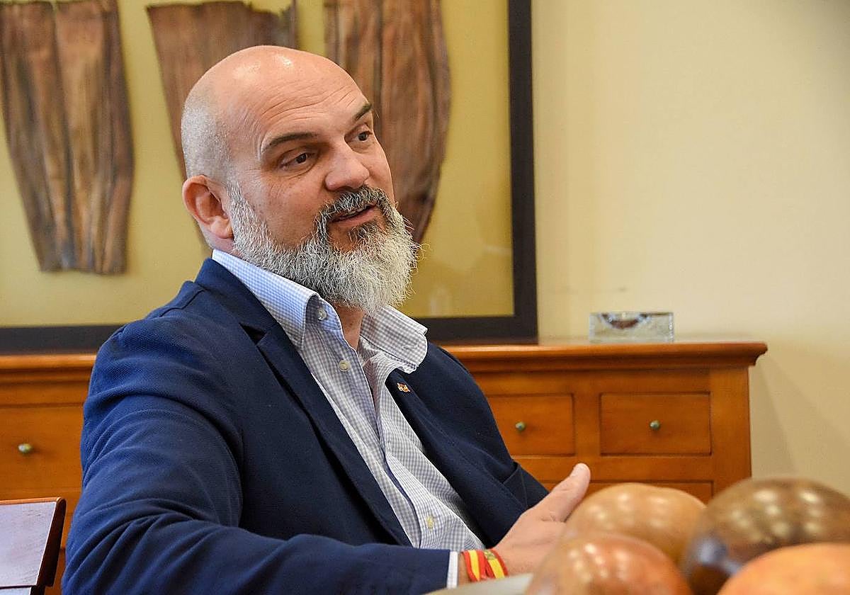 Víctor Sánchez del Real, durante una entrevista.