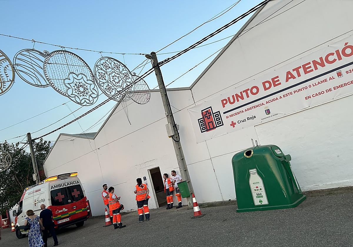 Cruz Roja atiende a 13 personas durante la noche del domingo en la Feria de Badajoz