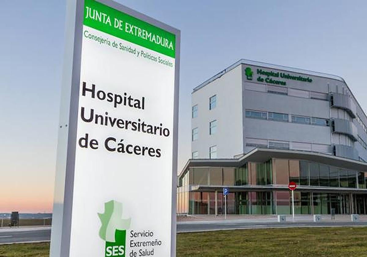 Herido un hombre de 65 años tras caerse de una bicicleta en Valencia de Alcántara