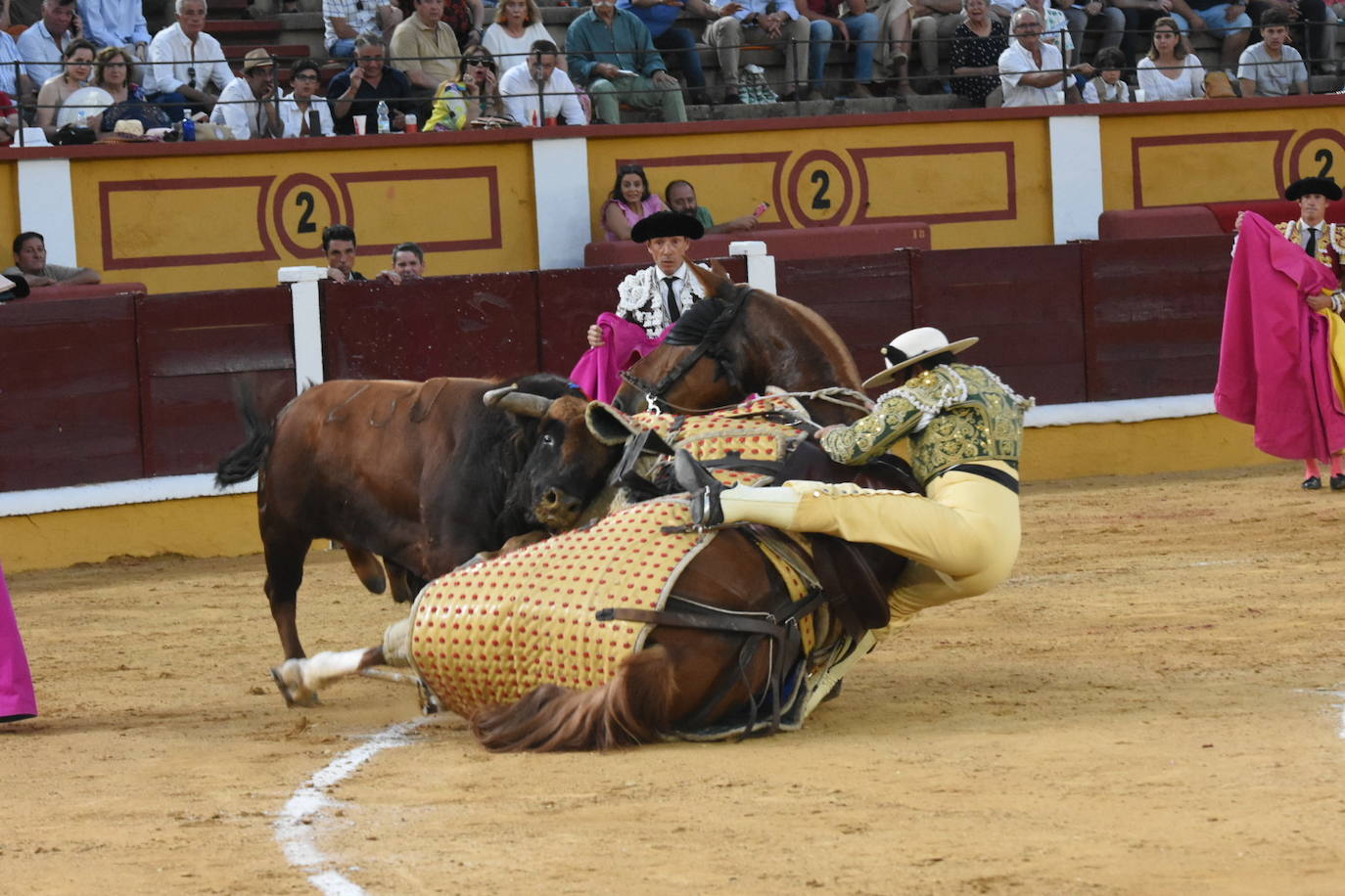 Las mejores imágenes de la corrida de toros de Zalduendo II