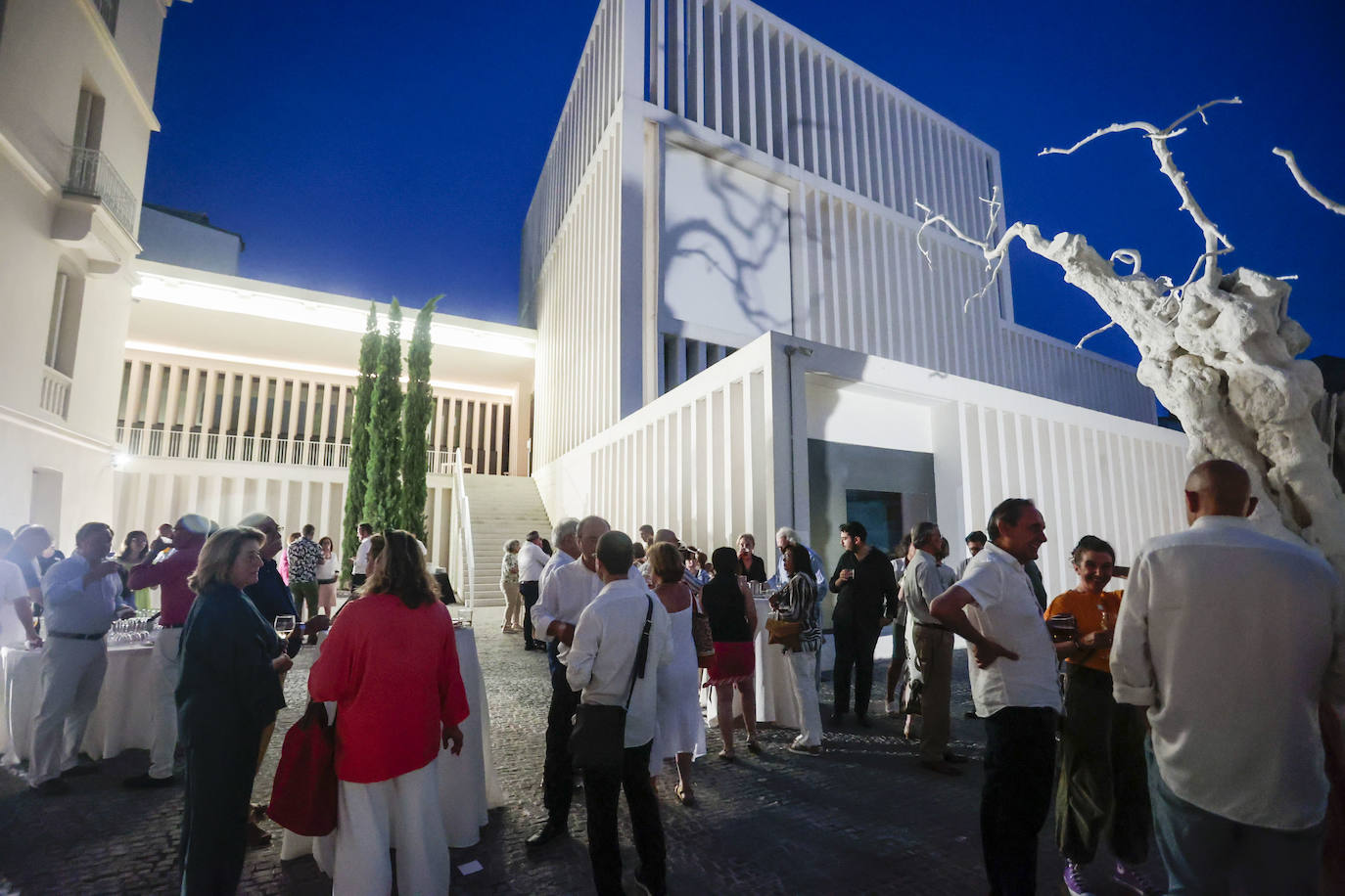 Amigos de Helga de Alvear celebra su décimo aniversario