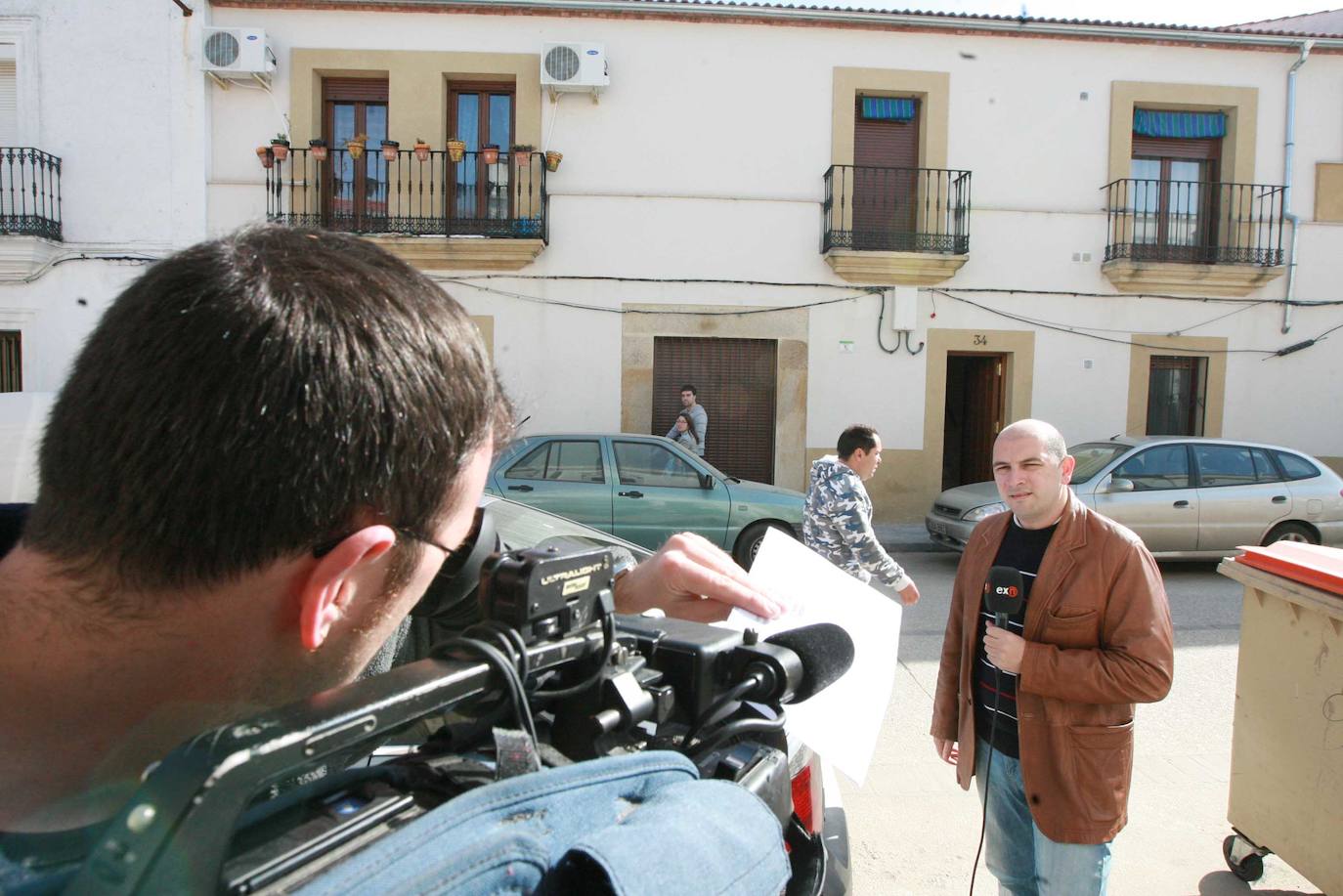 Medios de comunicación fueron a Casar de Cáceres para dar la noticia del Crimen del Almonte.