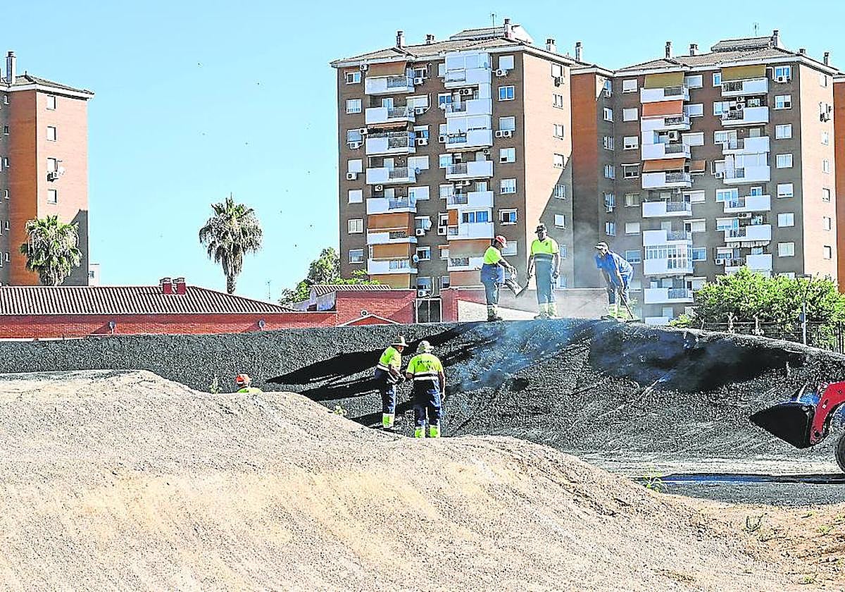 Asfaltado del circuito de BMX en José María Alcaraz y Alenda.