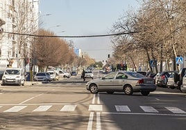 Vista general de Héroes de Baler, una arteria con problemas de convivencia entre peatones y conductores.