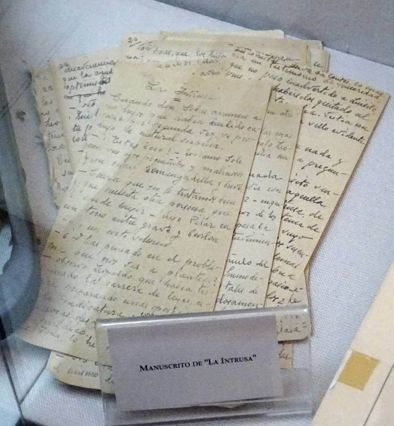 Manuscrito de Pedro Romero del cuento ‘La Intrusa’ que está expuesto en el Museo Casa Pedrilla.