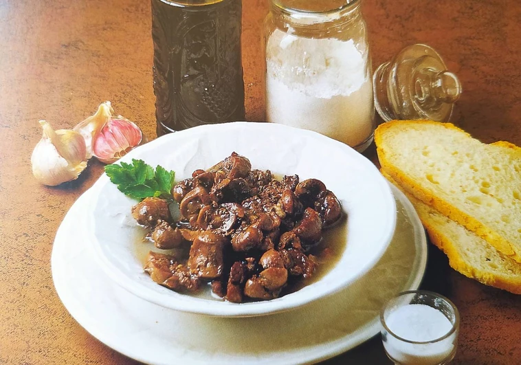 Acompañados de arroz estos riñones con vino tinto te sorprenderán.