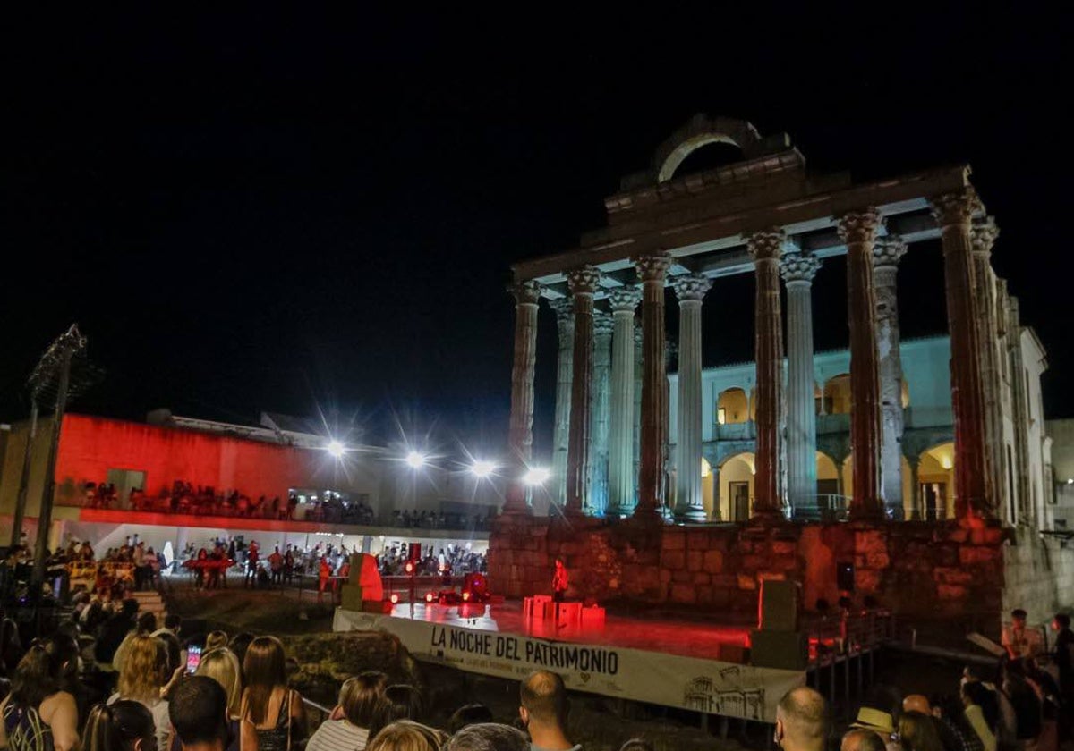 Noche del Patrimonio en el Templo de Diana de Mérida.