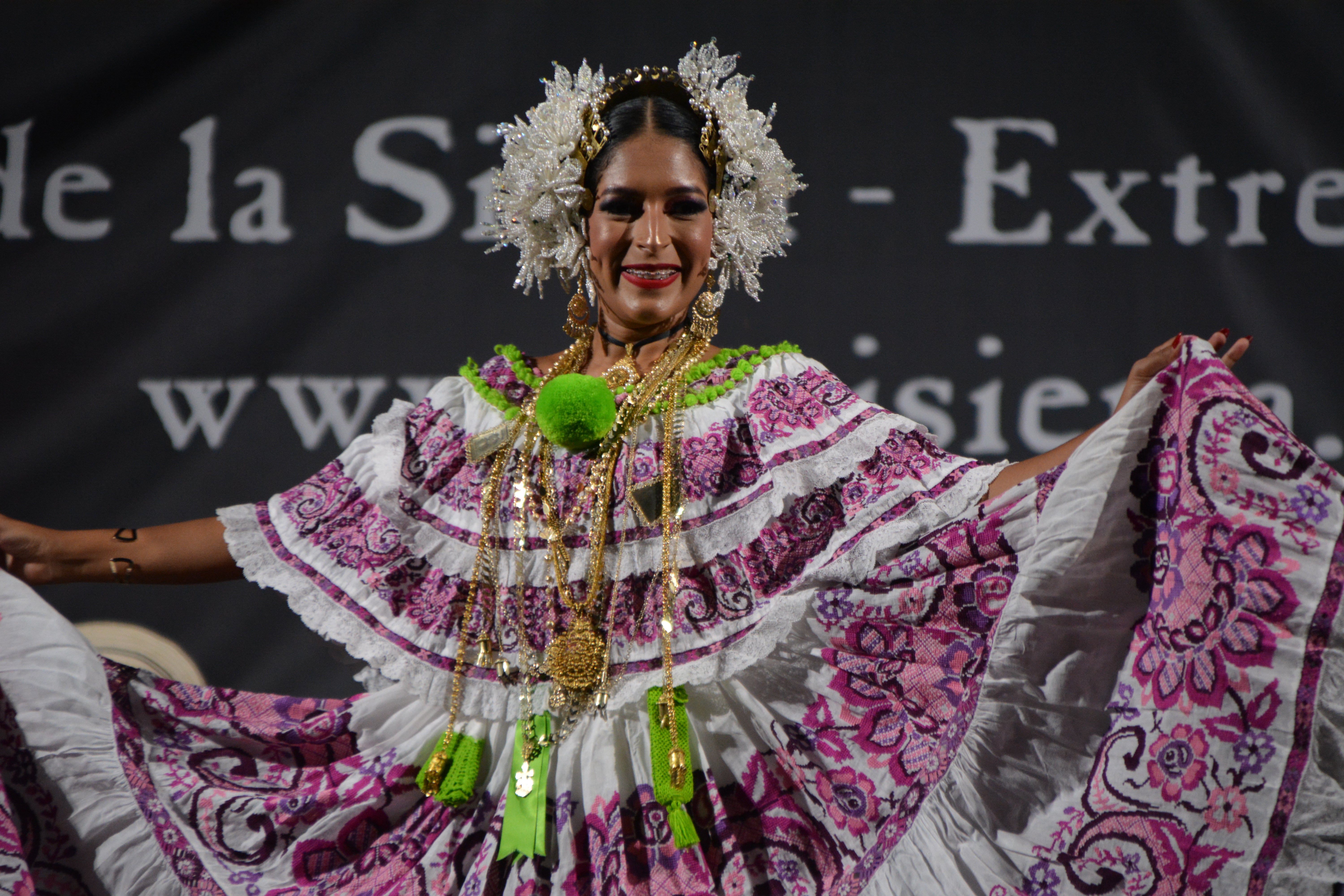 Chile deslumbra entre las agrupaciones internacionales del Festival