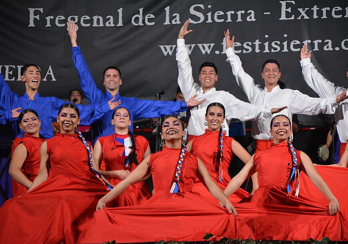 Chile deslumbra entre las agrupaciones internacionales del Festival