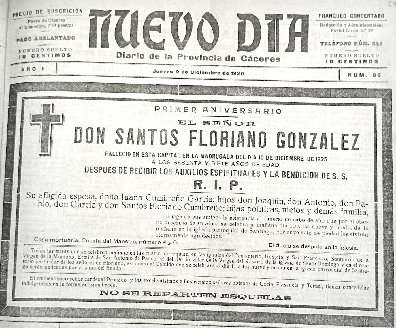 Portada del 9 de diciembre de 1926 de 'Nuevo Día. Diario de la Provincia de Cáceres', con la esquela del primer aniversario de la muerte de Santos Floriano González. En la esquela se nombra a sus cinco hijos: Joaquín, Antonio, Pablo, García y Santos Floriano Cumbreño.