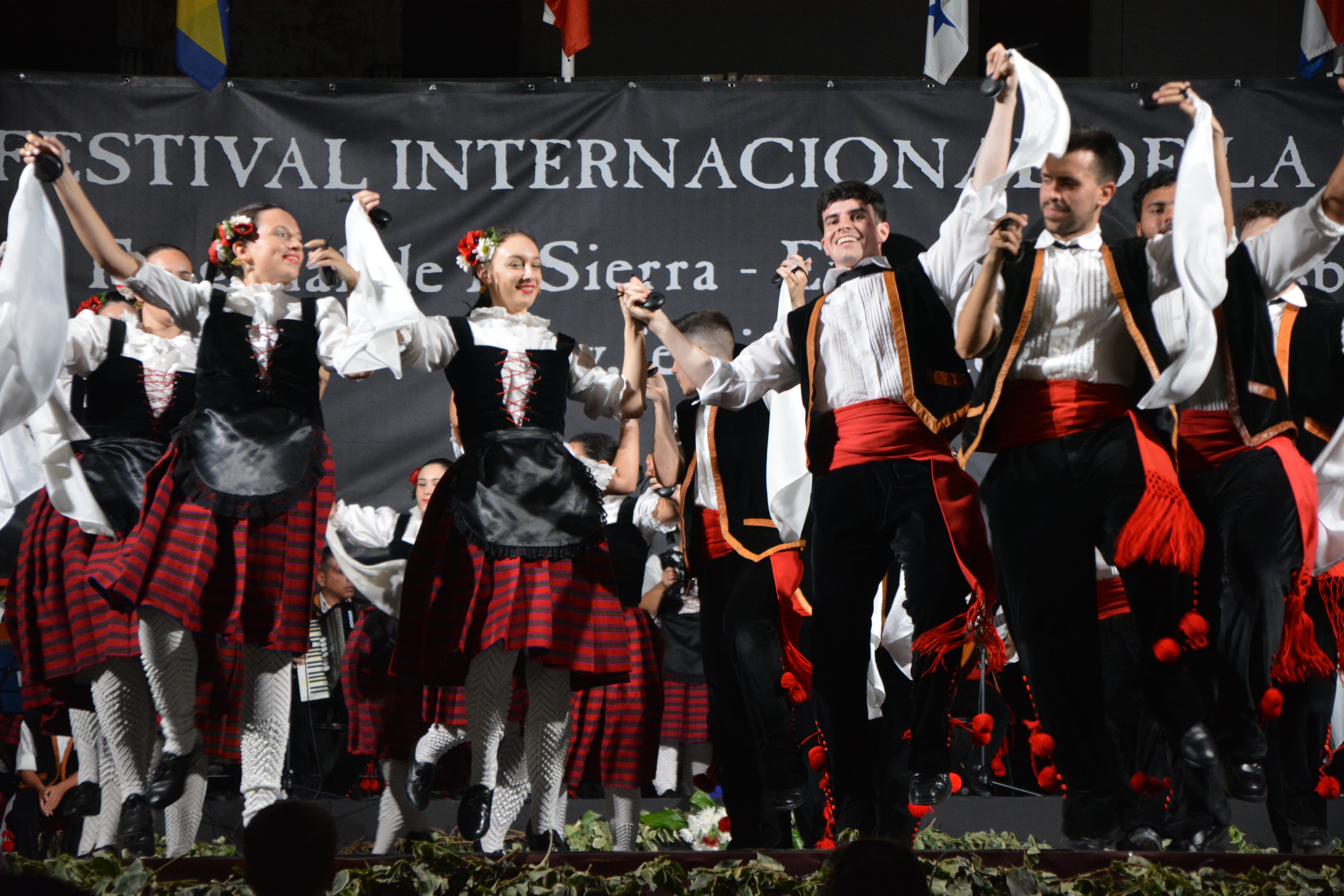 Lleno total para despedir el Festival Internacional de la Sierra