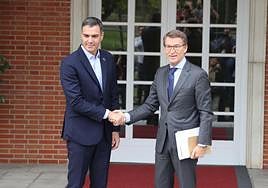 Apretón de manos, lección de democracia