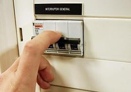 El precio de la luz cambia este miércoles, estas son las horas más baratas y más caras