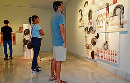 Inauguración de la exposición 'Negro Humo'.