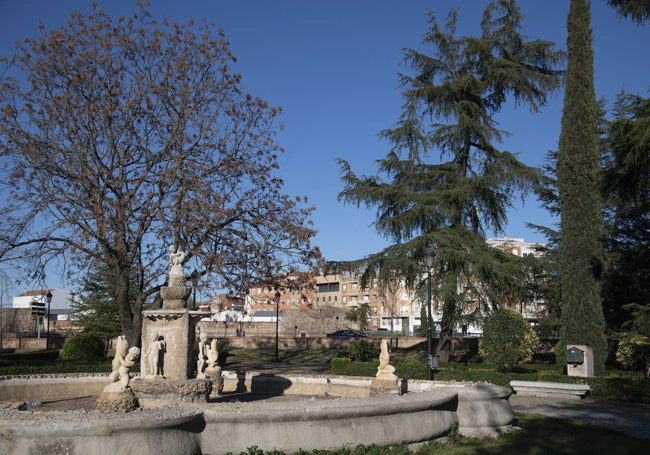 Una de las fuentes del parque que van a ser restauradas.