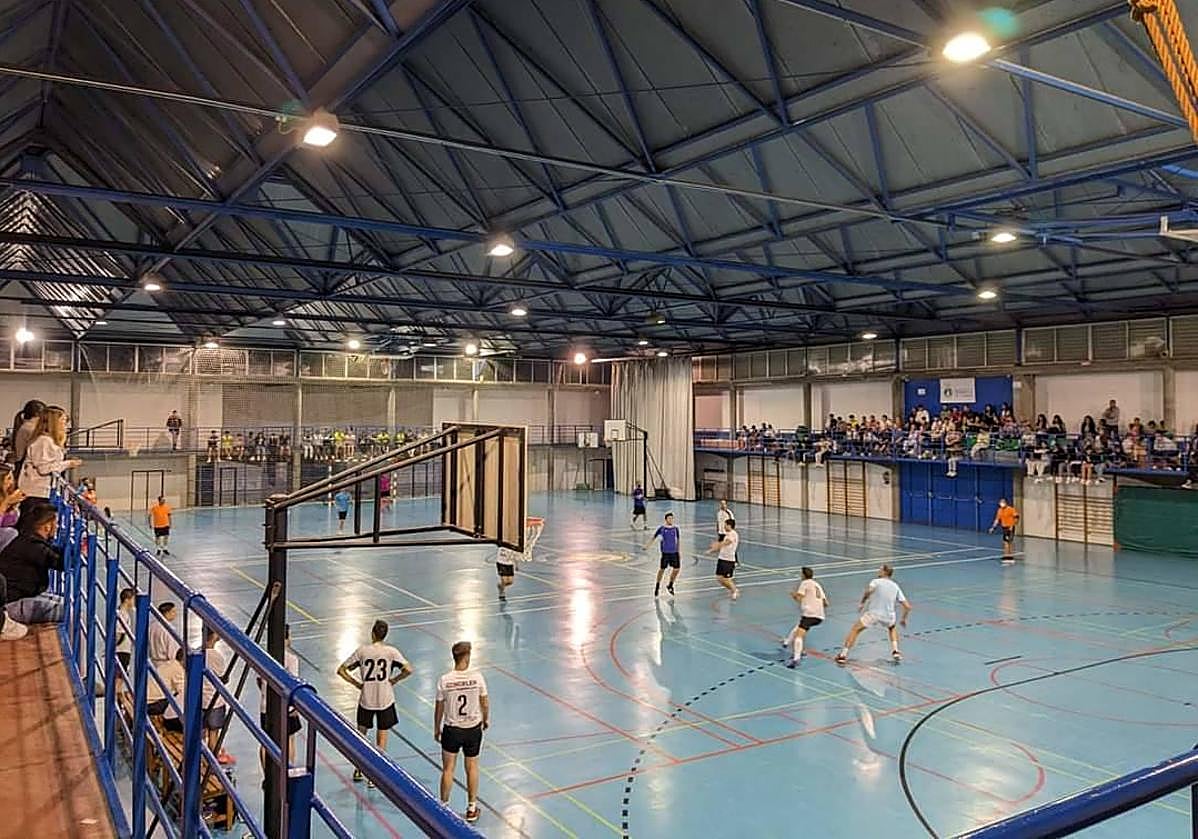 Uno de los partidos de la IV Maratón.