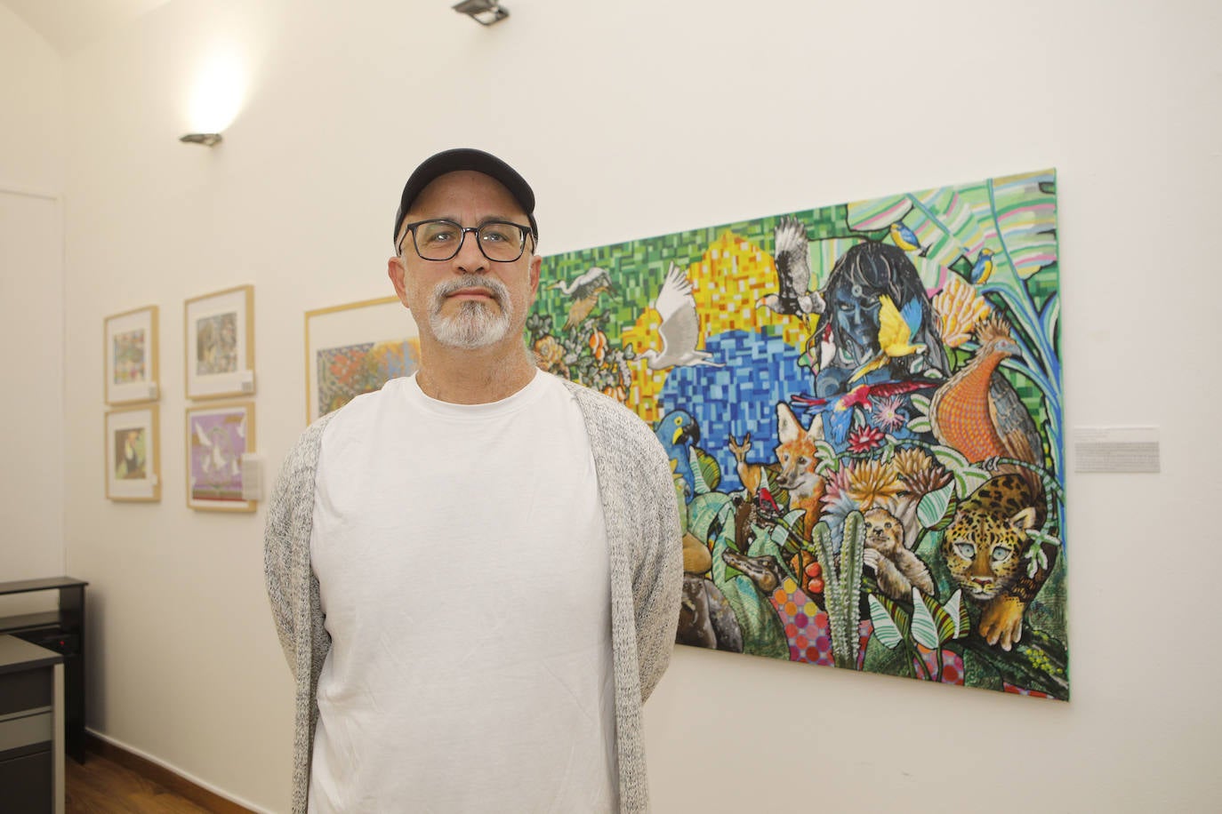 Jorge Matheus muestra sus obras en el Palacio de la Isla.