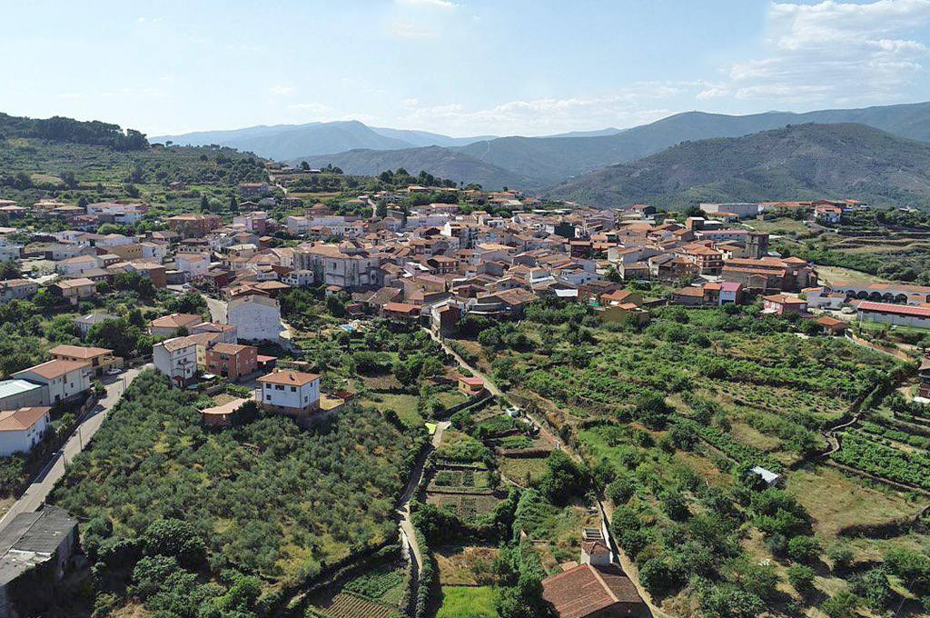 Vista de Casar de Palomero.
