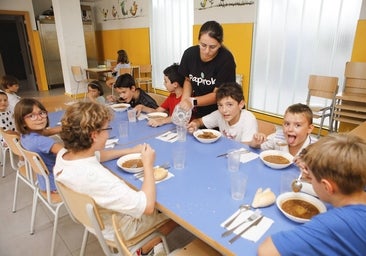 Freampa celebra que ningún niño se quede sin comedor, pero reivindica su gratuidad